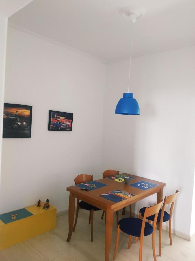 Experience An Easy Living Place Downtown In Athens Ngoại thất bức ảnh